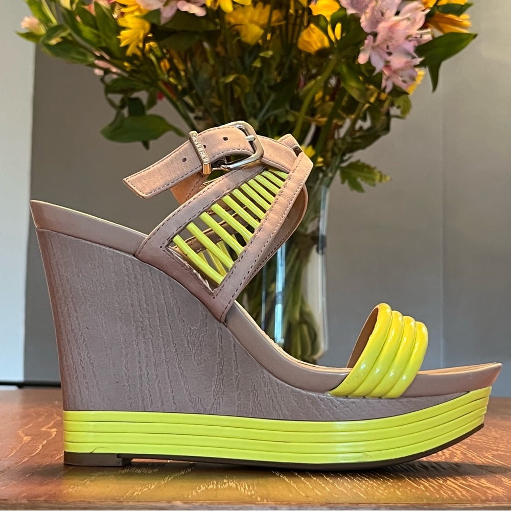 Gianni Bini Sandals